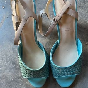 Women shoes with heels